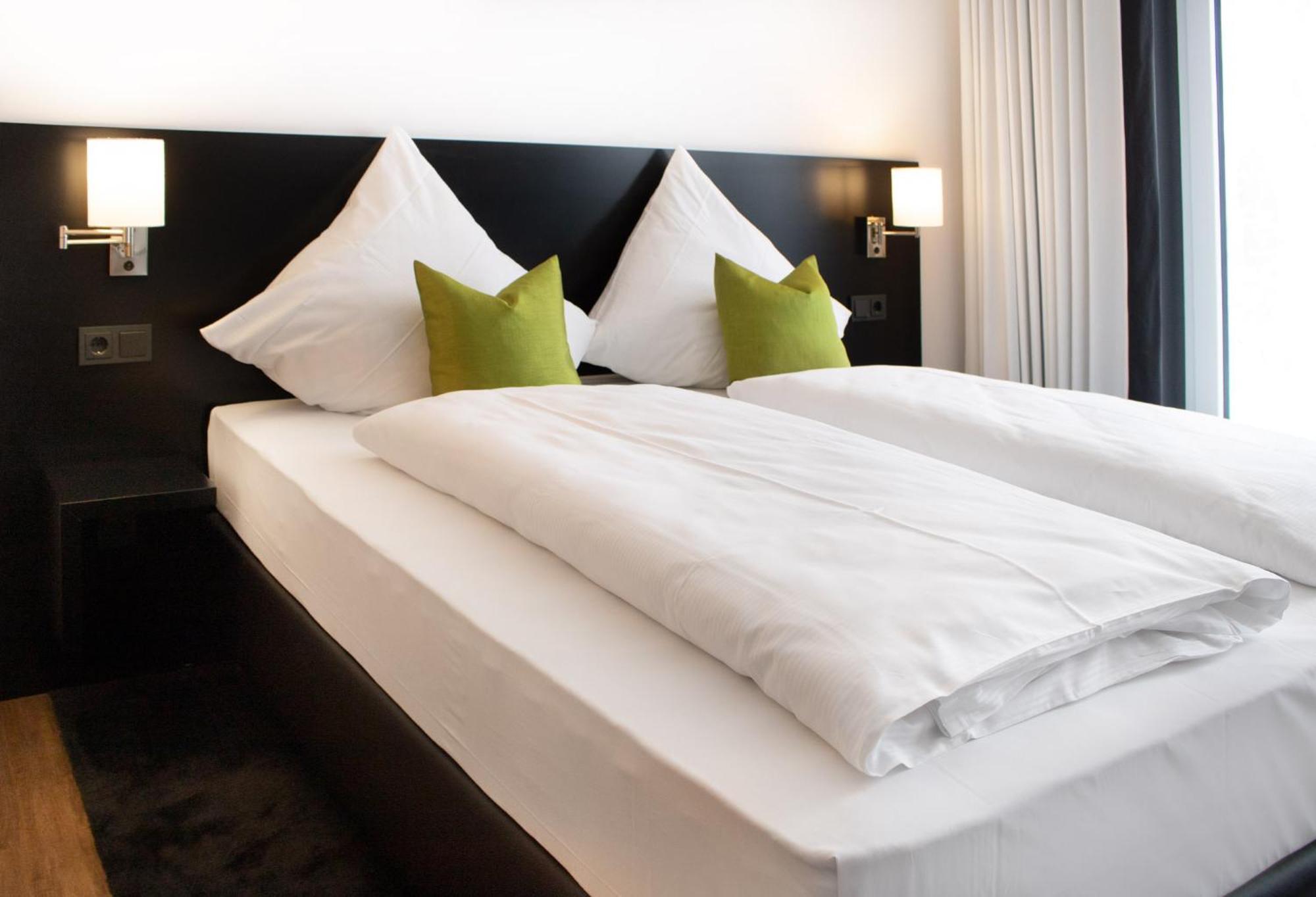 Mwh Hotel By Wmm Hotels Wiesentheid Extérieur photo