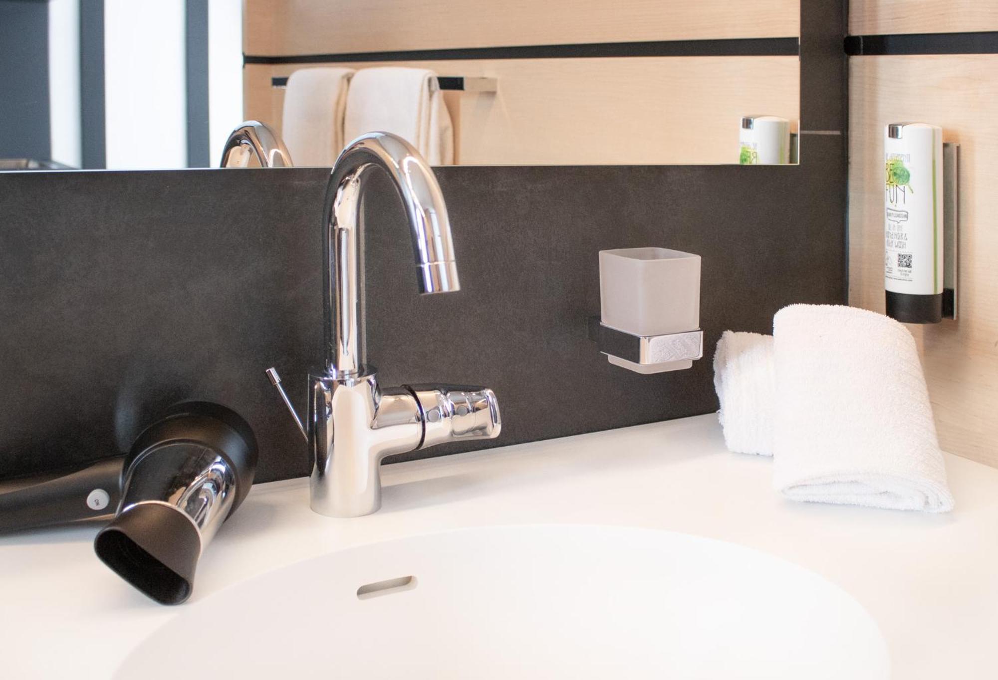 Mwh Hotel By Wmm Hotels Wiesentheid Extérieur photo